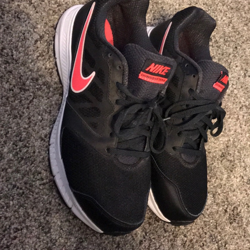 Women’s Black and pink NIKE sneakers